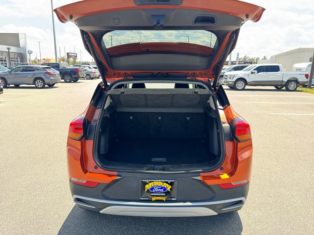 Used 2023 Buick Encore GX Select FWD image 17
