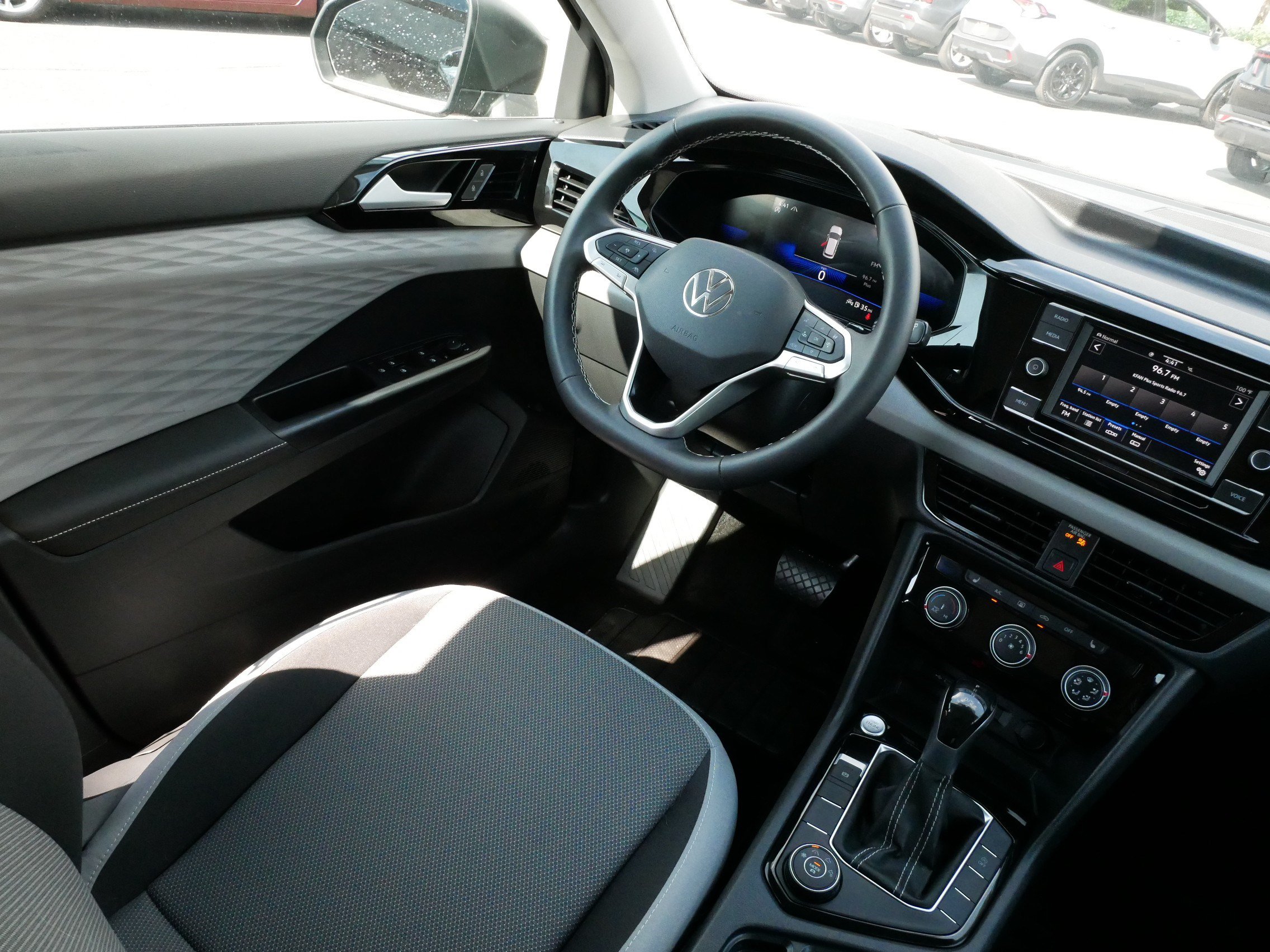 Certified 2024 Volkswagen Taos S AWD/4WD image 9