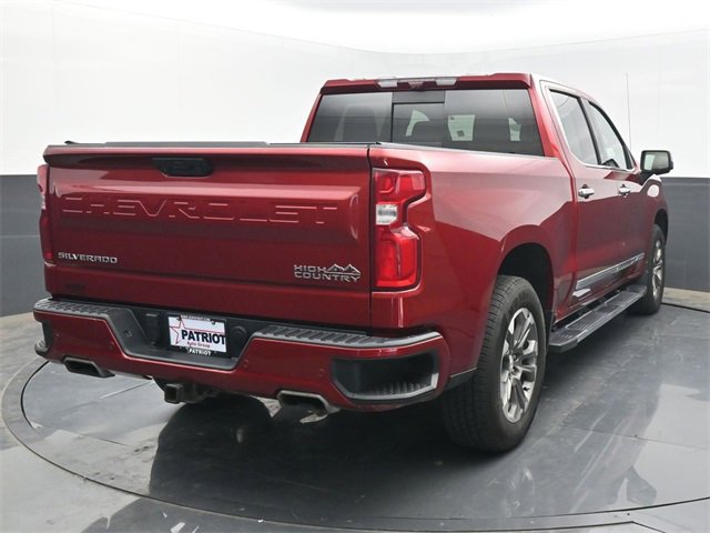 Used 2023 Chevrolet Silverado 1500 High Country w/ Technology Package image 5