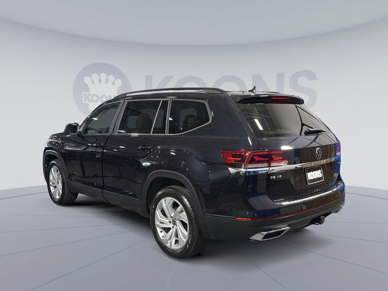 Used 2023 Volkswagen Atlas SE w/ Panoramic Sunroof Package AWD/4WD image 4