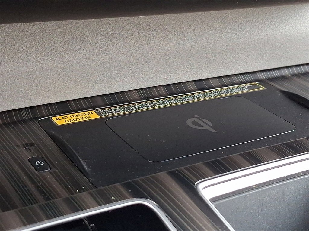 Certified 2024 Toyota Sienna Limited image 26