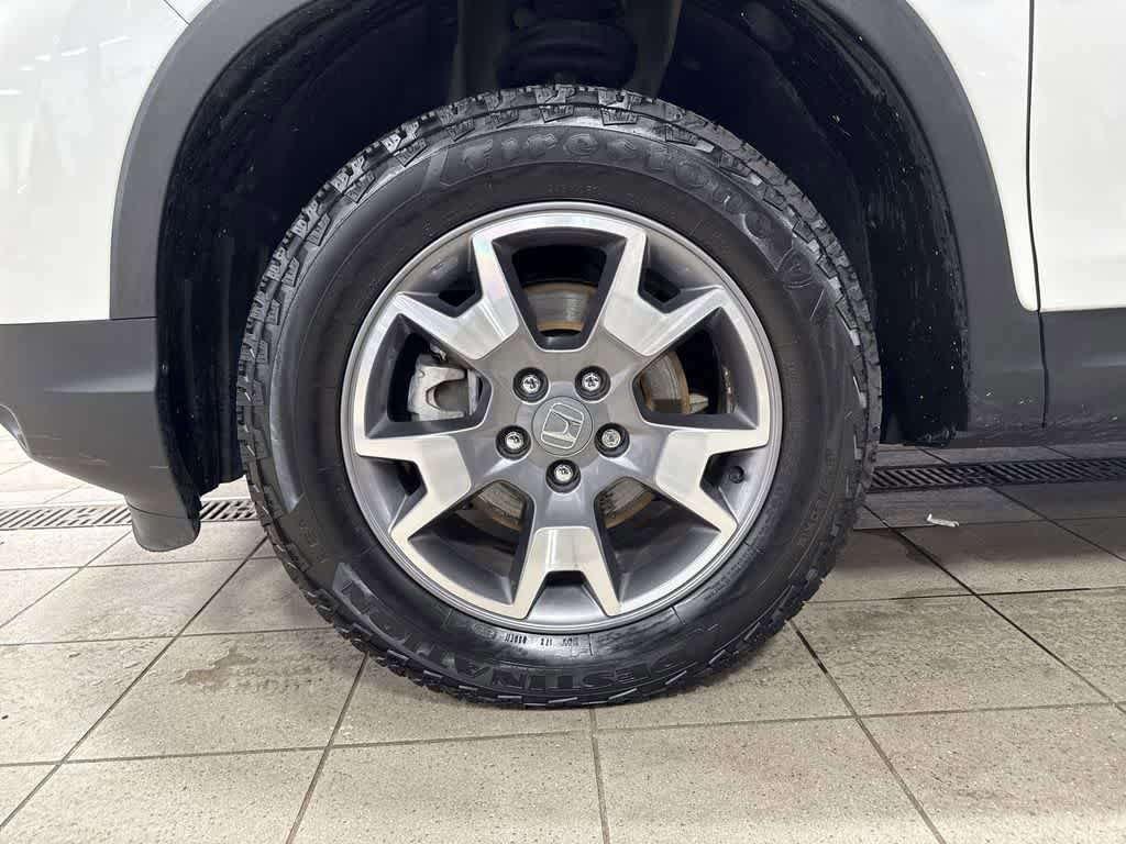 Certified 2023 Honda Passport TrailSport image 10