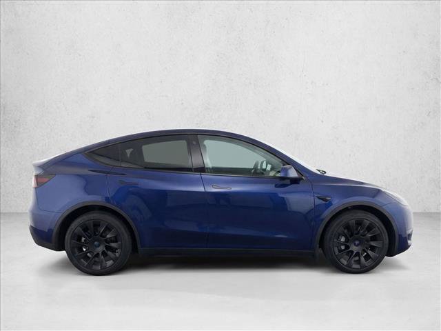 Used 2024 Tesla Model Y Long Range AWD/4WD image 8