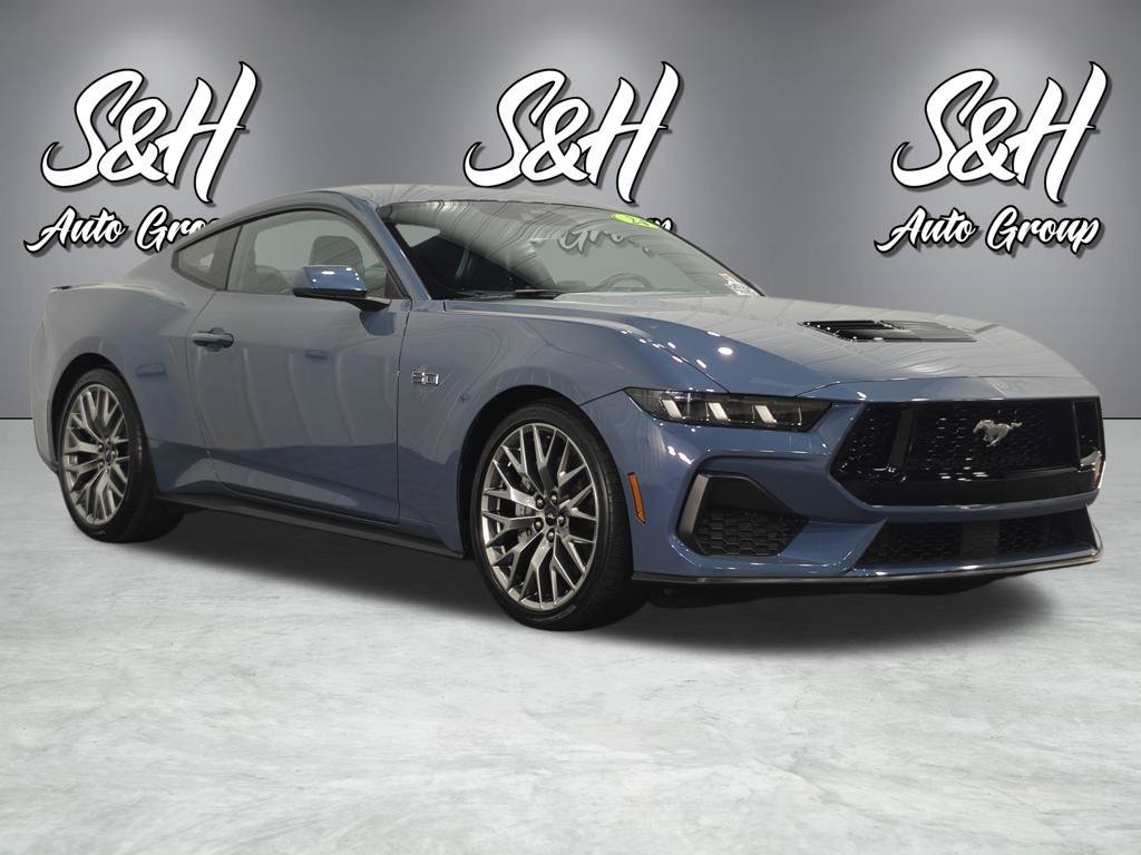 Used 2024 Ford Mustang GT Premium RWD image 2
