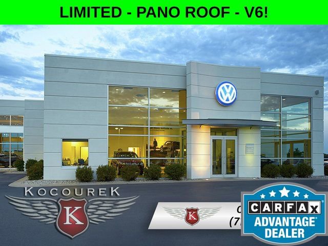 Used 2022 Jeep Cherokee Limited w/ Mopar Interior Package AWD/4WD image 38