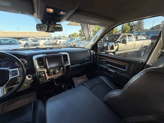 Used 2016 RAM 3500 Laramie w/ Snow Chief Group AWD/4WD image 10