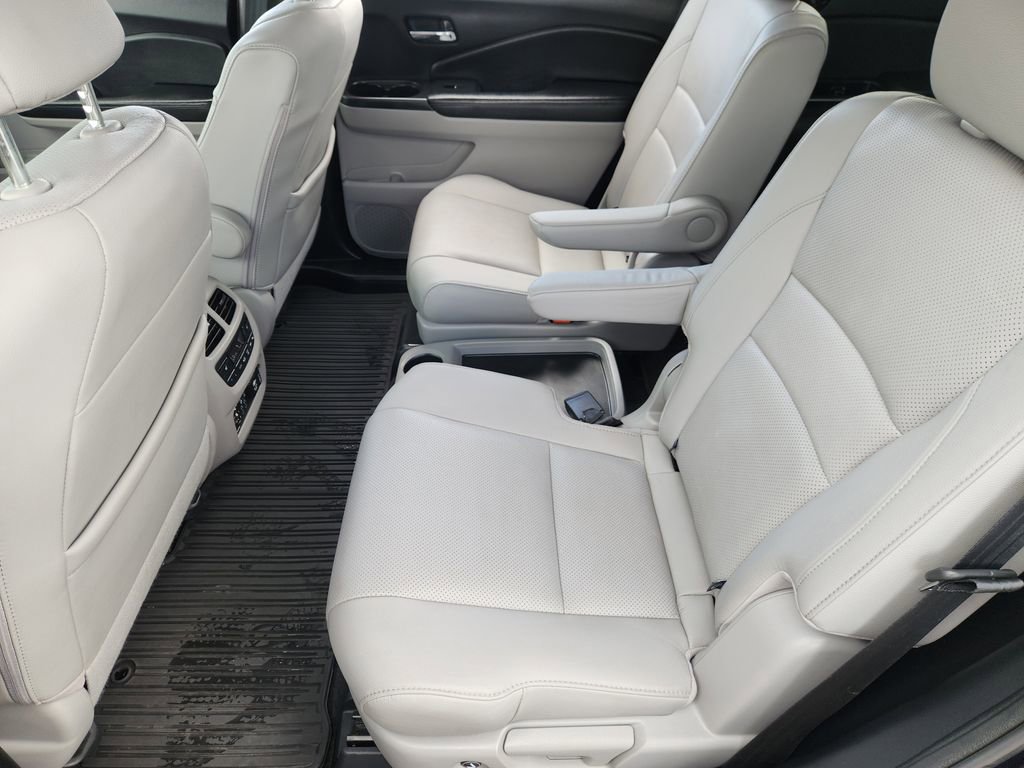 Used 2018 Honda Pilot Elite image 22