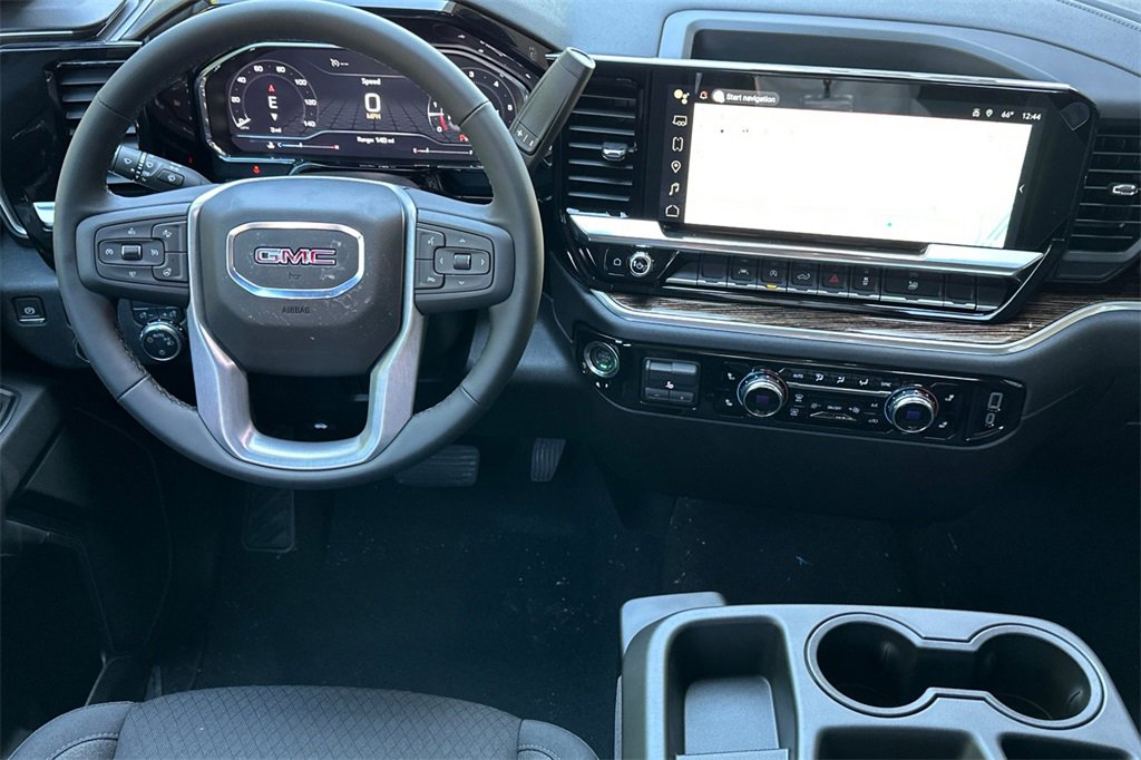 New 2025 GMC Sierra 1500 SLE image 12