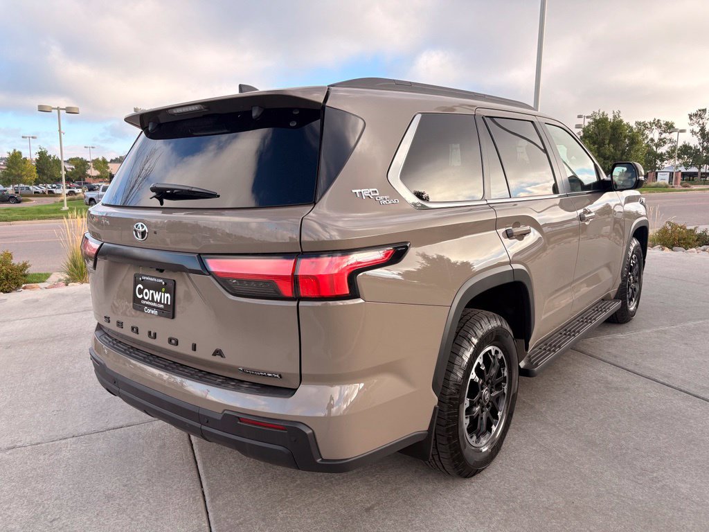 Used 2026 Toyota Sequoia SR5 w/ TRD Off-Road Package AWD/4WD image 9