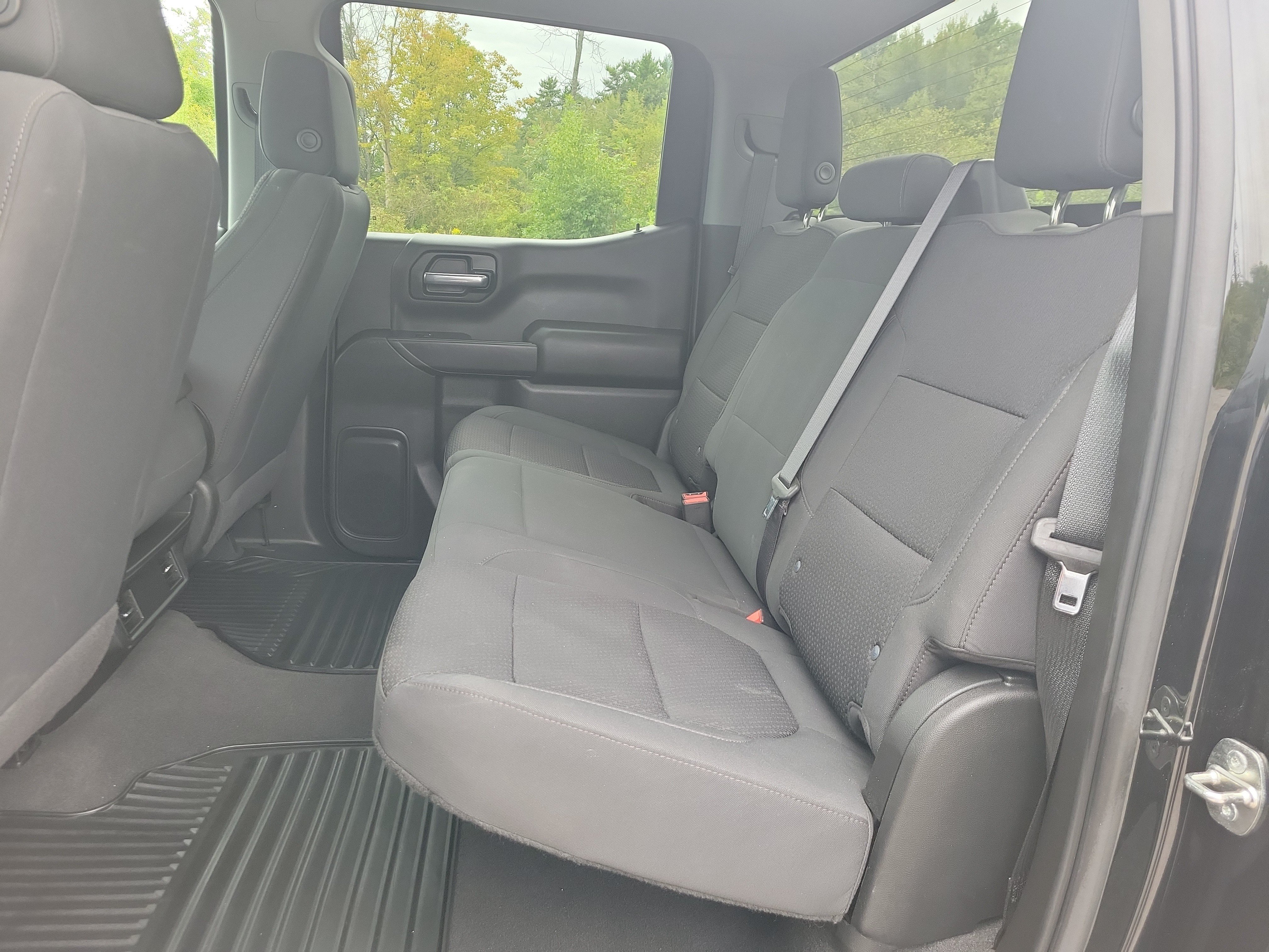 Used 2021 Chevrolet Silverado 1500 Custom AWD/4WD image 16