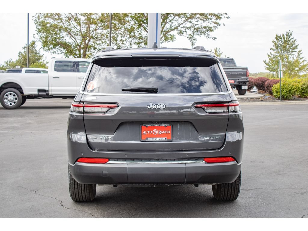 Used 2022 Jeep Grand Cherokee L Limited w/ Trailer Tow Group (B) AWD/4WD image 7