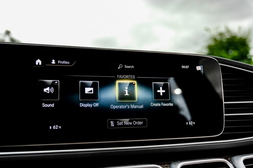 Used 2023 Mercedes-Benz GLS 580 4MATIC image 47