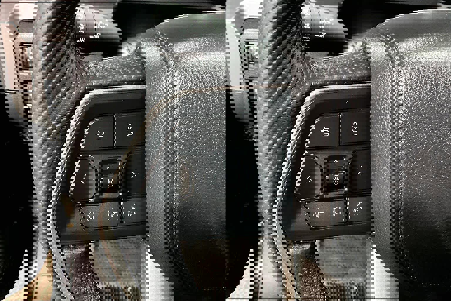 Certified 2025 Toyota Tacoma SR5 image 22