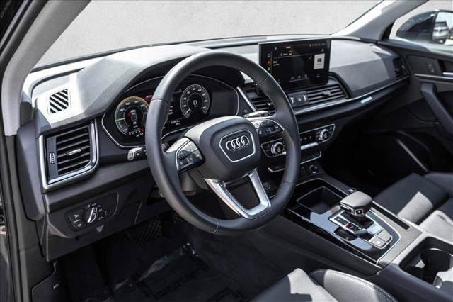 Certified 2024 Audi Q5 e Premium w/ Convenience Package AWD/4WD image 10
