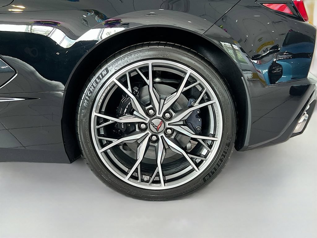New 2026 Chevrolet Corvette Stingray Coupe w/ Battery Protection Package RWD image 28