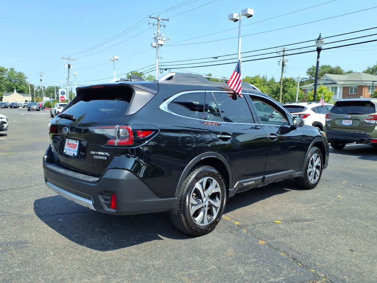 Used 2020 Subaru Outback Touring AWD/4WD image 2