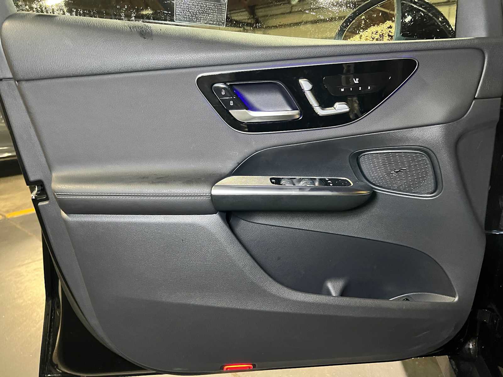 Used 2025 Mercedes-Benz GLC 300 image 55
