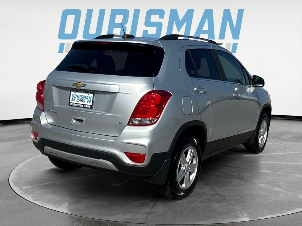 Used 2020 Chevrolet Trax LT w/ LT Convenience Package image 6
