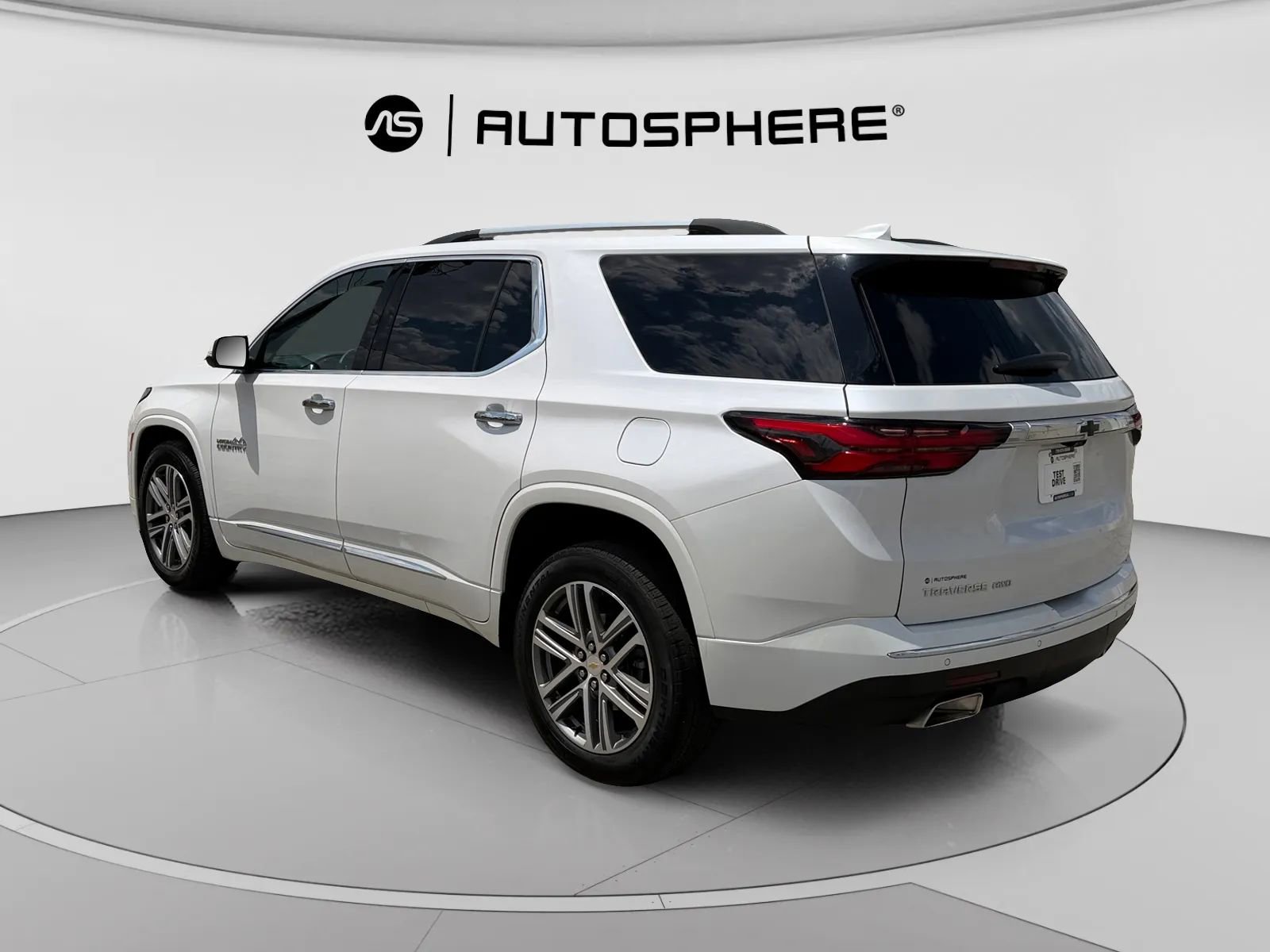 Used 2023 Chevrolet Traverse High Country AWD/4WD image 7
