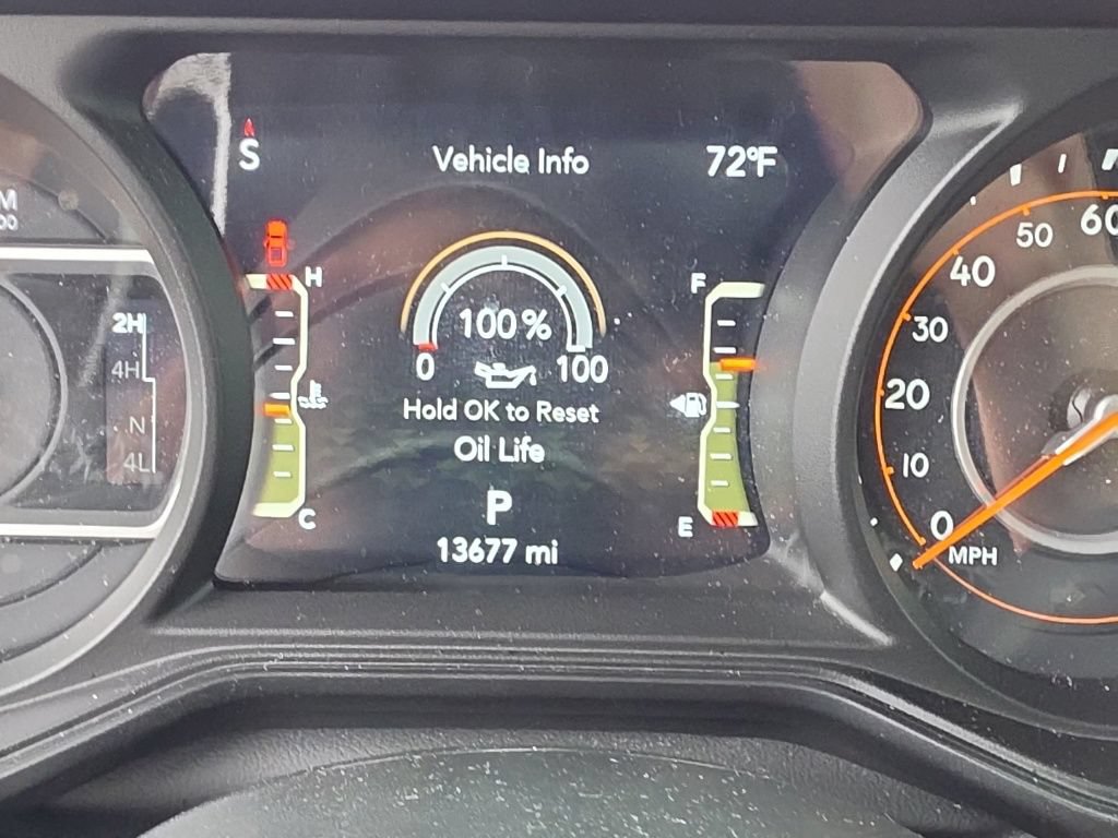 Used 2026 Jeep Gladiator Sport AWD/4WD image 12