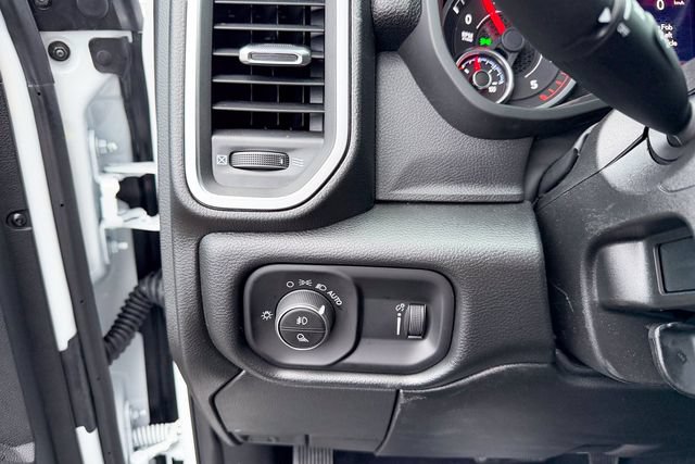 New 2026 RAM 2500 Big Horn AWD/4WD image 21