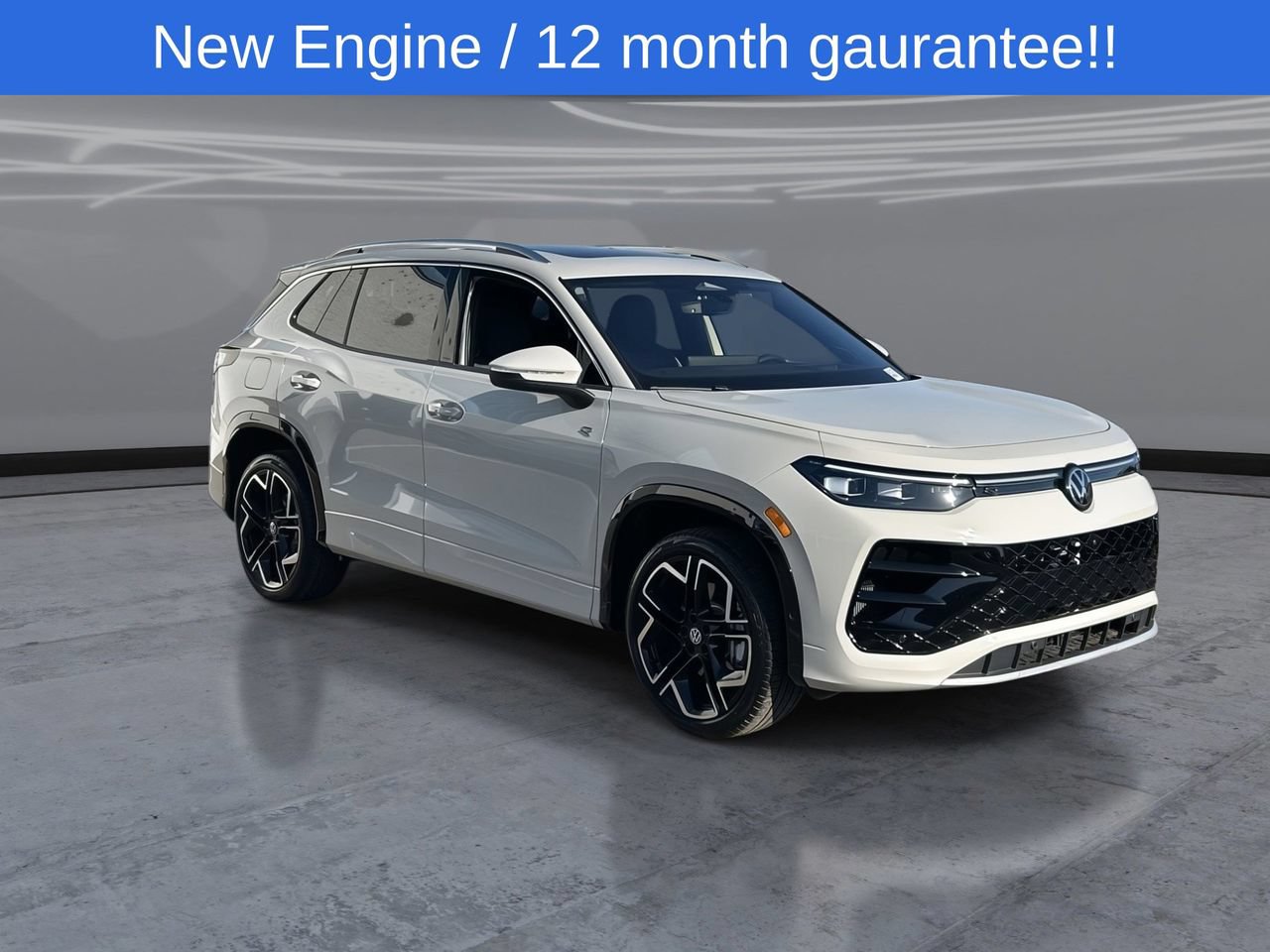 New 2026 Volkswagen Tiguan SEL R-Line AWD/4WD image 2