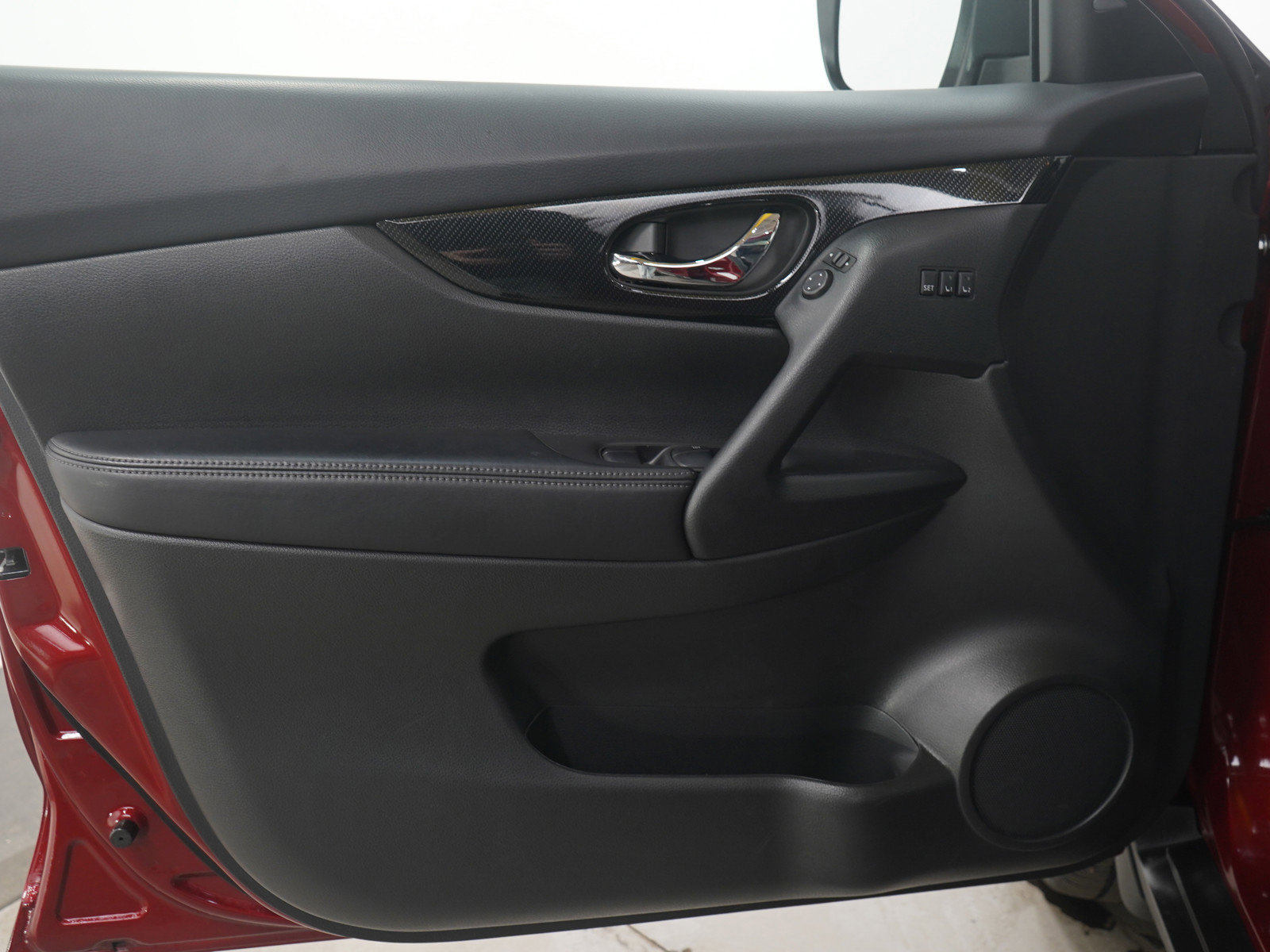 Used 2020 Nissan Rogue SL w/ Premium Package image 20