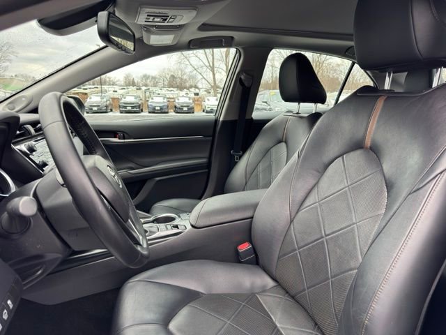 Used 2019 Toyota Camry XLE w/ Driver Assist Package image 9