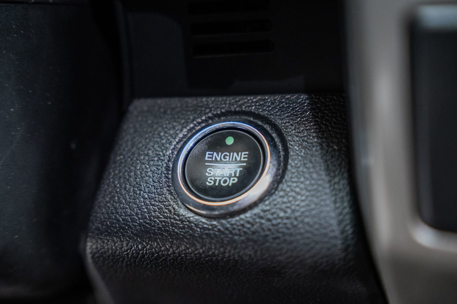 Used 2015 Ford F150 Lariat w/ Equipment Group 501A Mid image 35