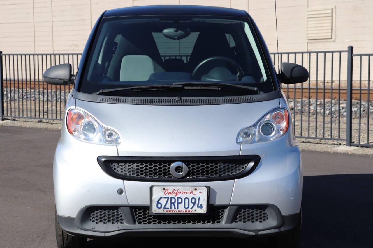 Used 2013 smart fortwo pure RWD image 3