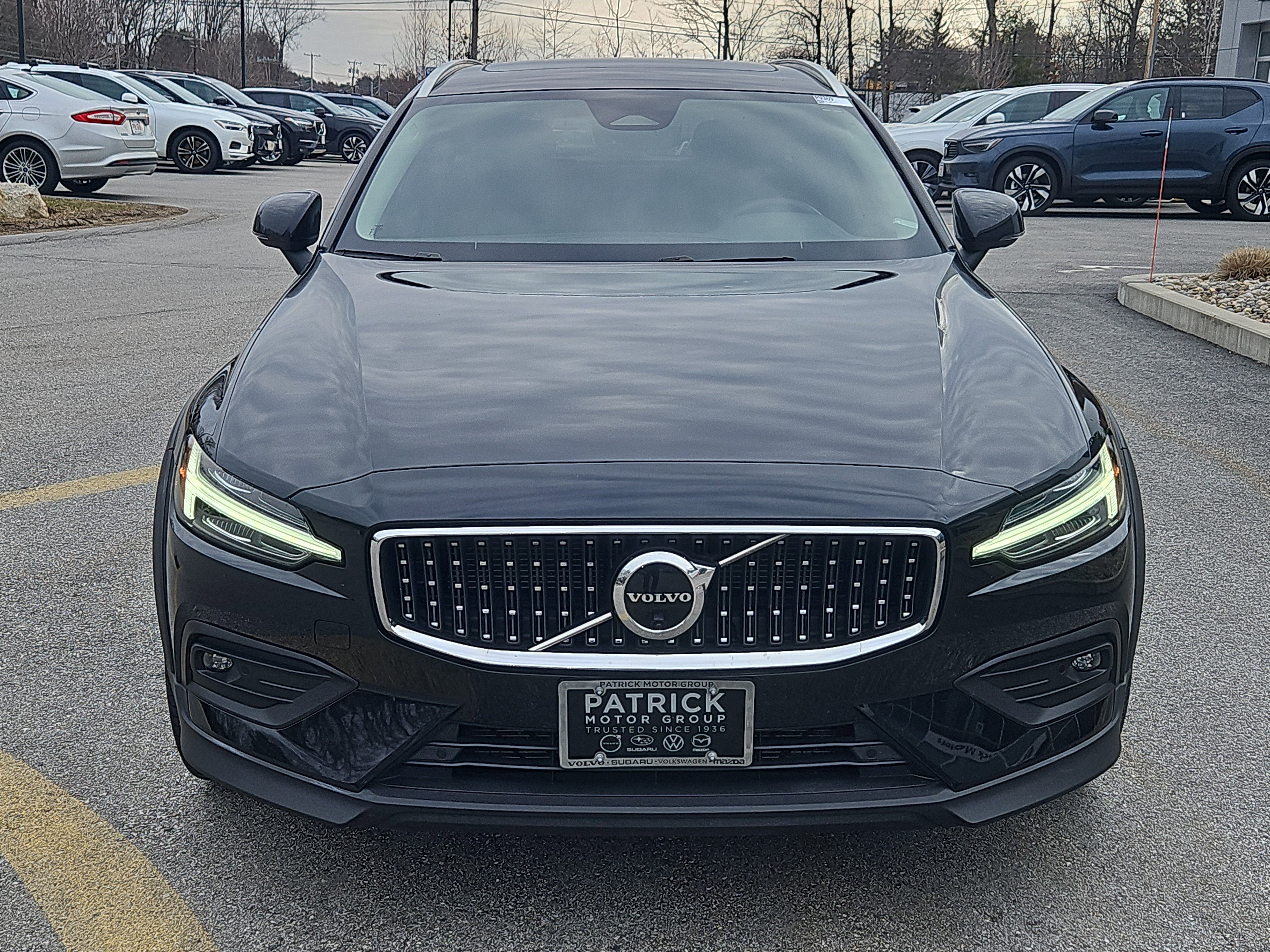 Certified 2023 Volvo V60 B5 Cross Country Plus image 24