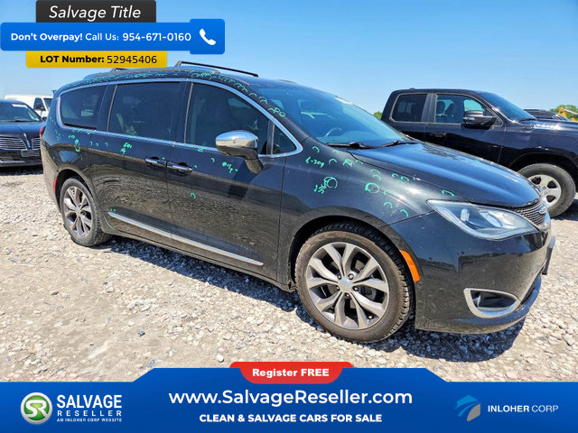 Used 2020 Chrysler Pacifica Limited w/ Tire & Wheel Group FWD image 5