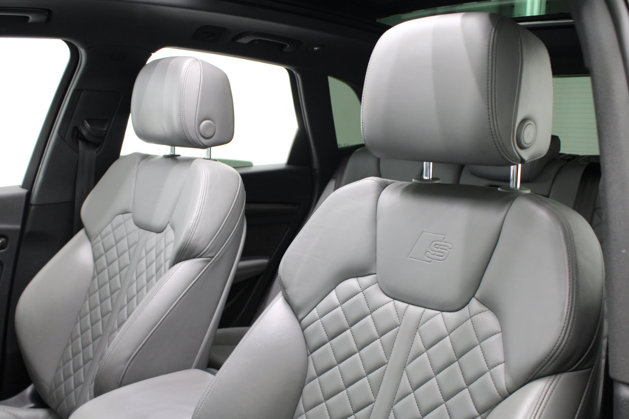 Used 2019 Audi SQ5 Premium Plus w/ Premium Plus Package image 33