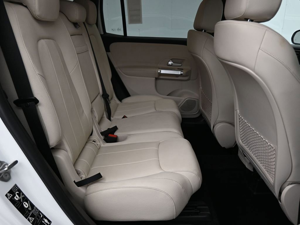 Used 2022 Mercedes-Benz GLB 250 image 15