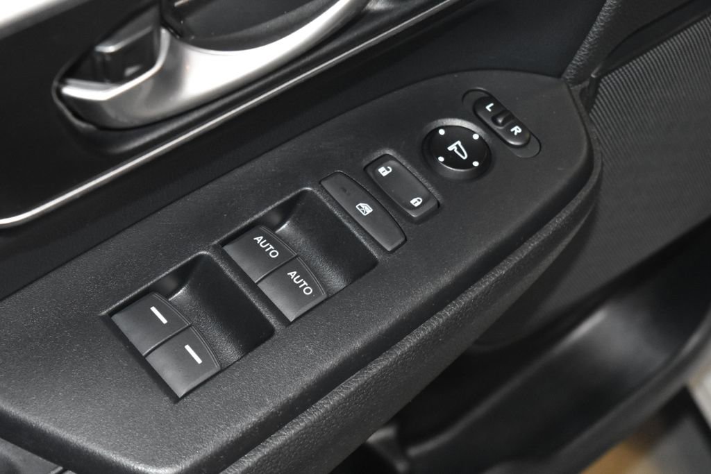 Used 2018 Honda CR-V EX-L image 6