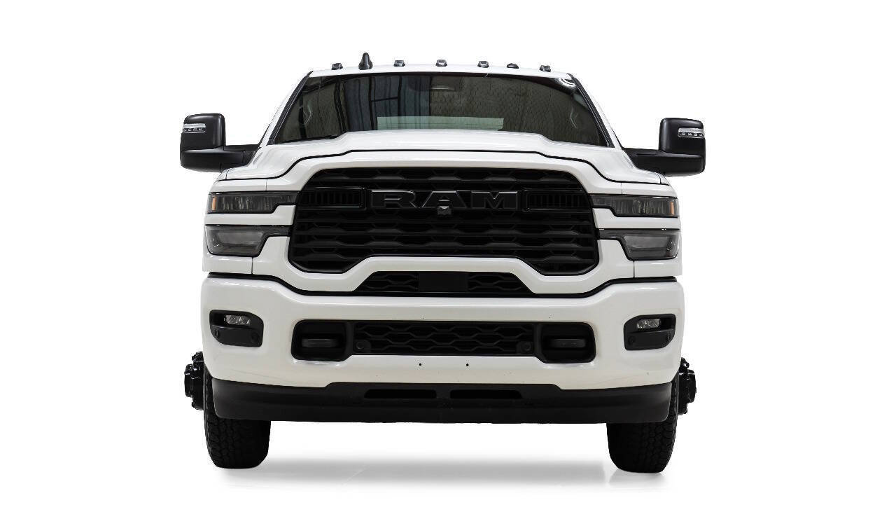 Used 2026 RAM 3500 Big Horn AWD/4WD image 7