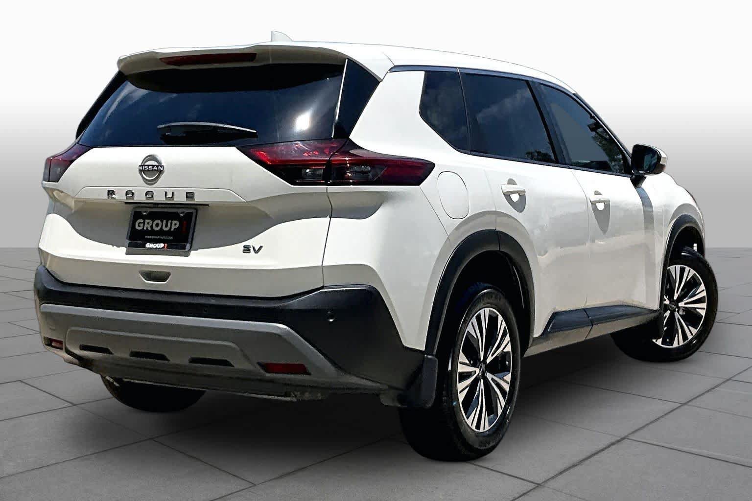 Certified 2023 Nissan Rogue SV FWD image 13