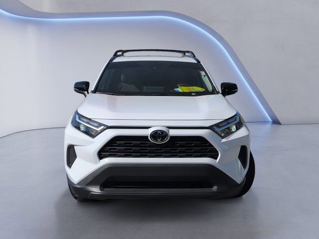 Used 2025 Toyota RAV4 XLE w/ Convenience Package image 12