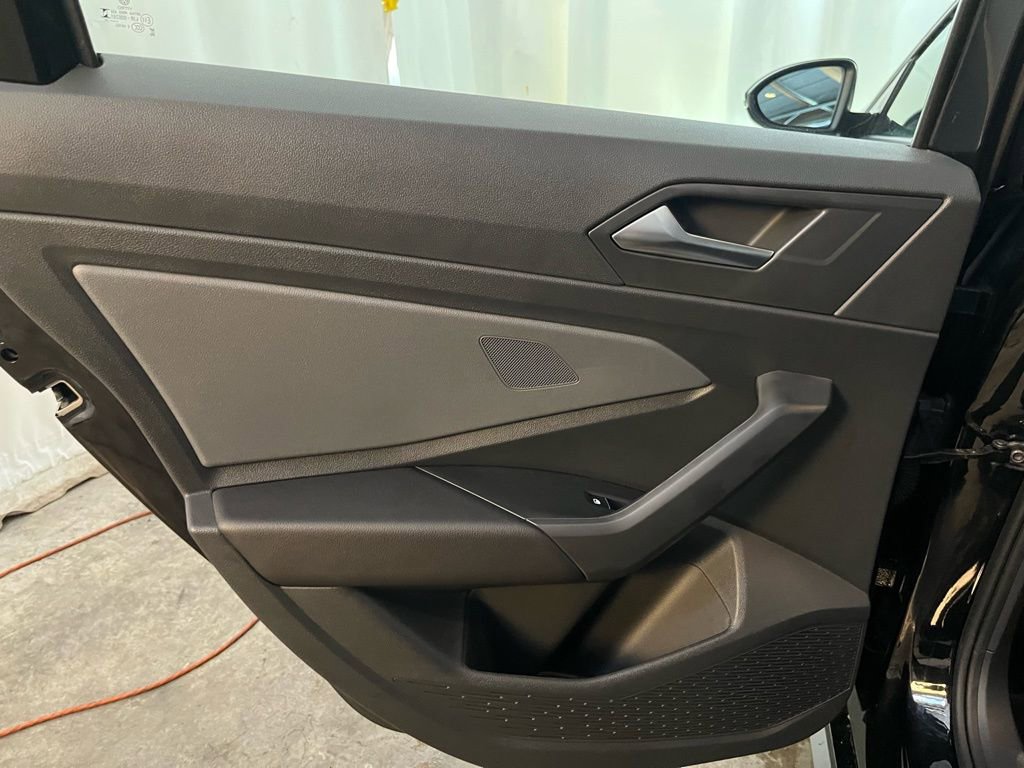 Certified 2025 Volkswagen Jetta GLI Autobahn w/ GLI Black Package FWD image 23