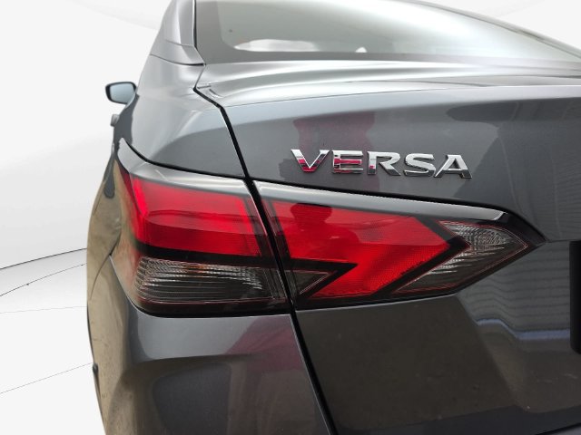 Used 2025 Nissan Versa S w/ Trunk Package FWD image 35