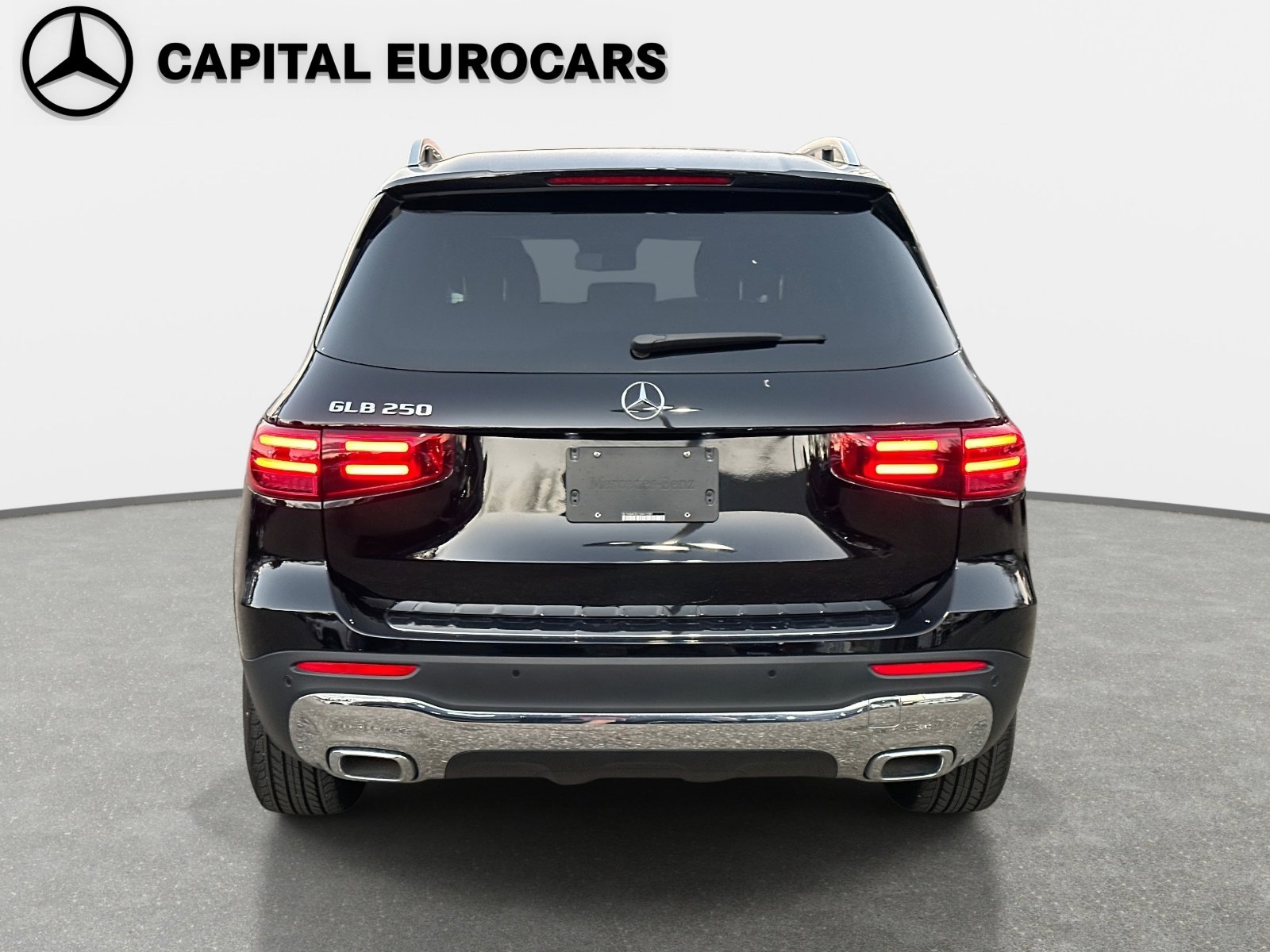 Certified 2025 Mercedes-Benz GLB 250 image 4