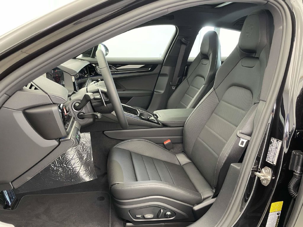 New 2027 Porsche Panamera image 5