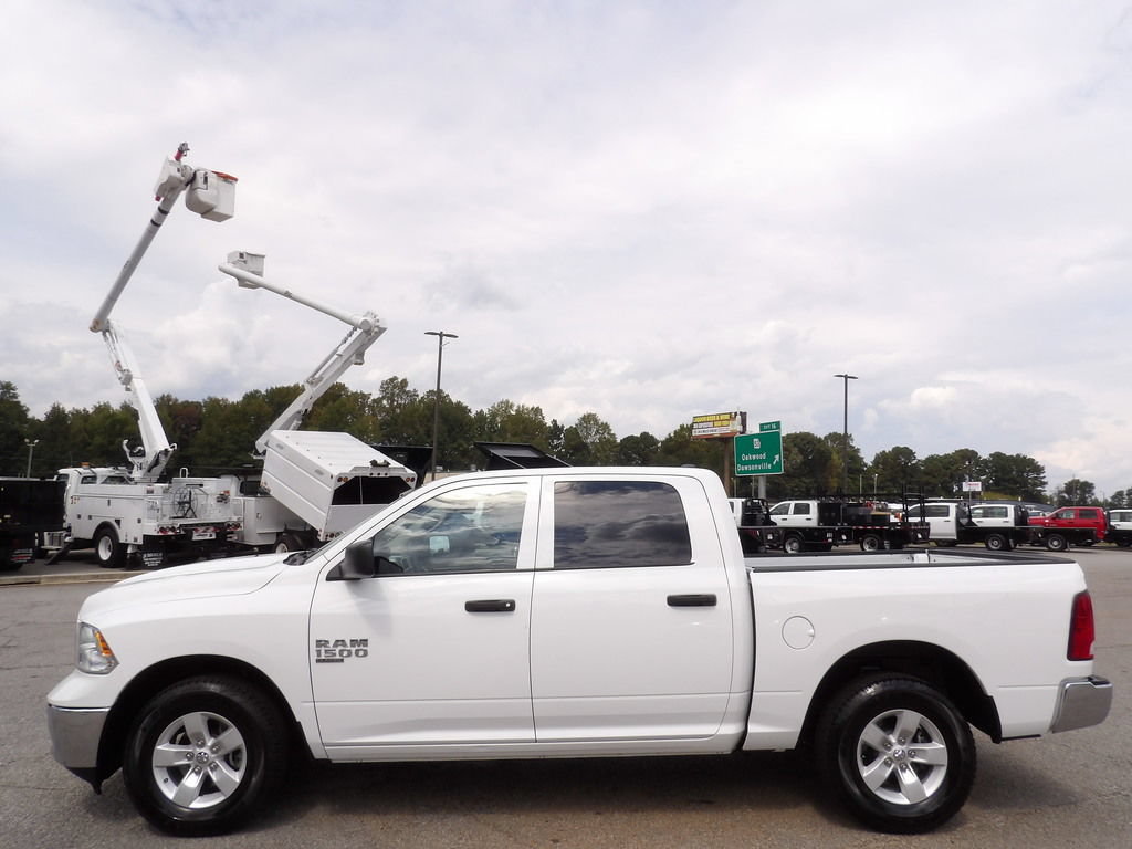 Used 2022 RAM 1500 Classic SLT RWD image 56