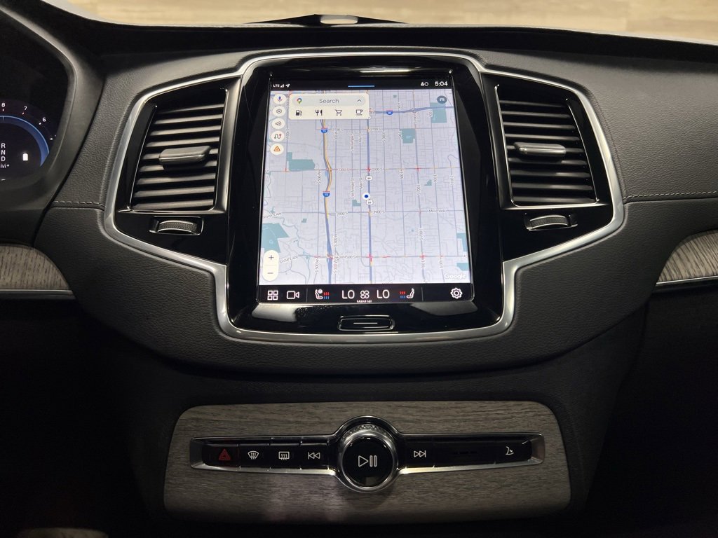 Used 2024 Volvo XC90 B6 Ultimate w/ Protection Package Premier image 8