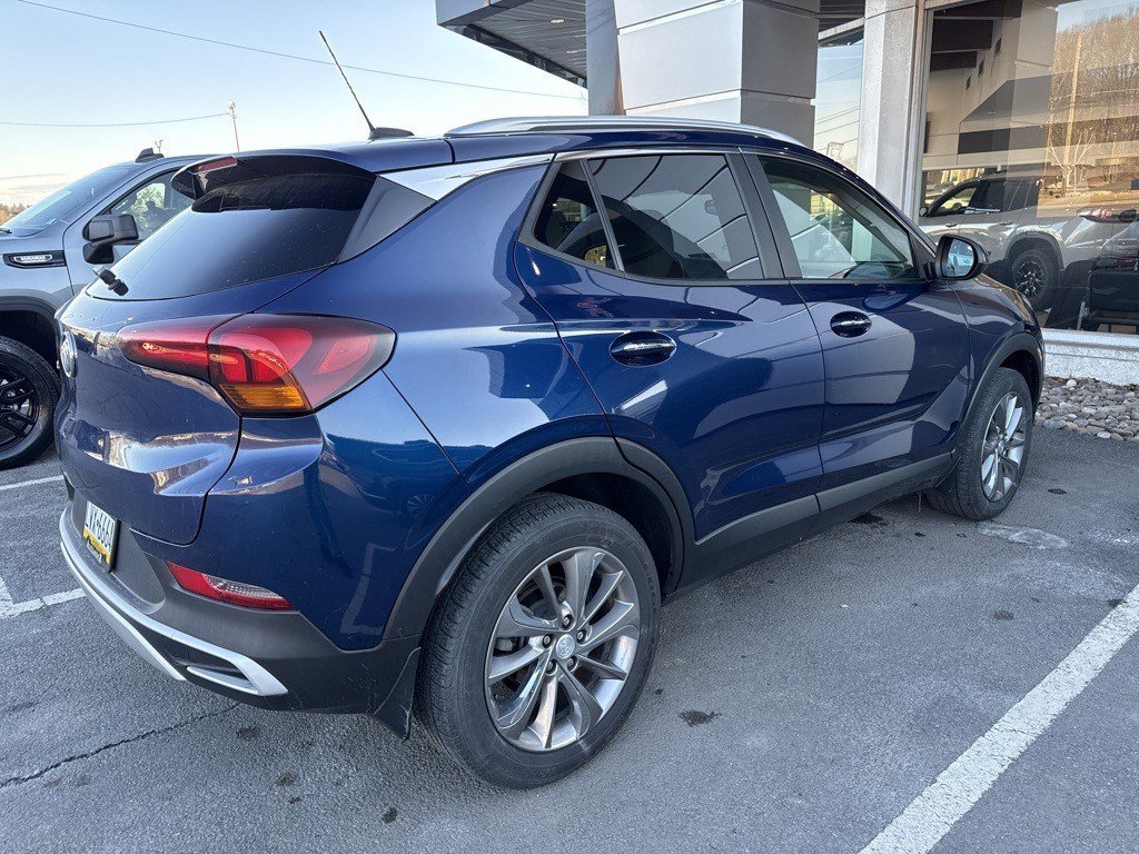Used 2022 Buick Encore GX Select w/ Experience Buick Package AWD/4WD video 4