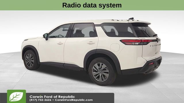 Used 2024 Nissan Pathfinder S image 5