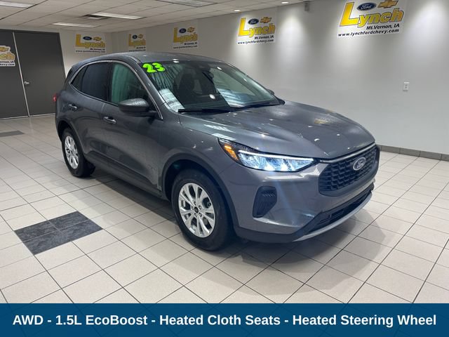 Used 2023 Ford Escape Active w/ Tech Pack #1 AWD/4WD image 1
