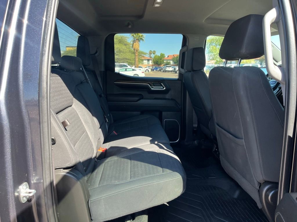 Used 2023 GMC Sierra 1500 Elevation image 15