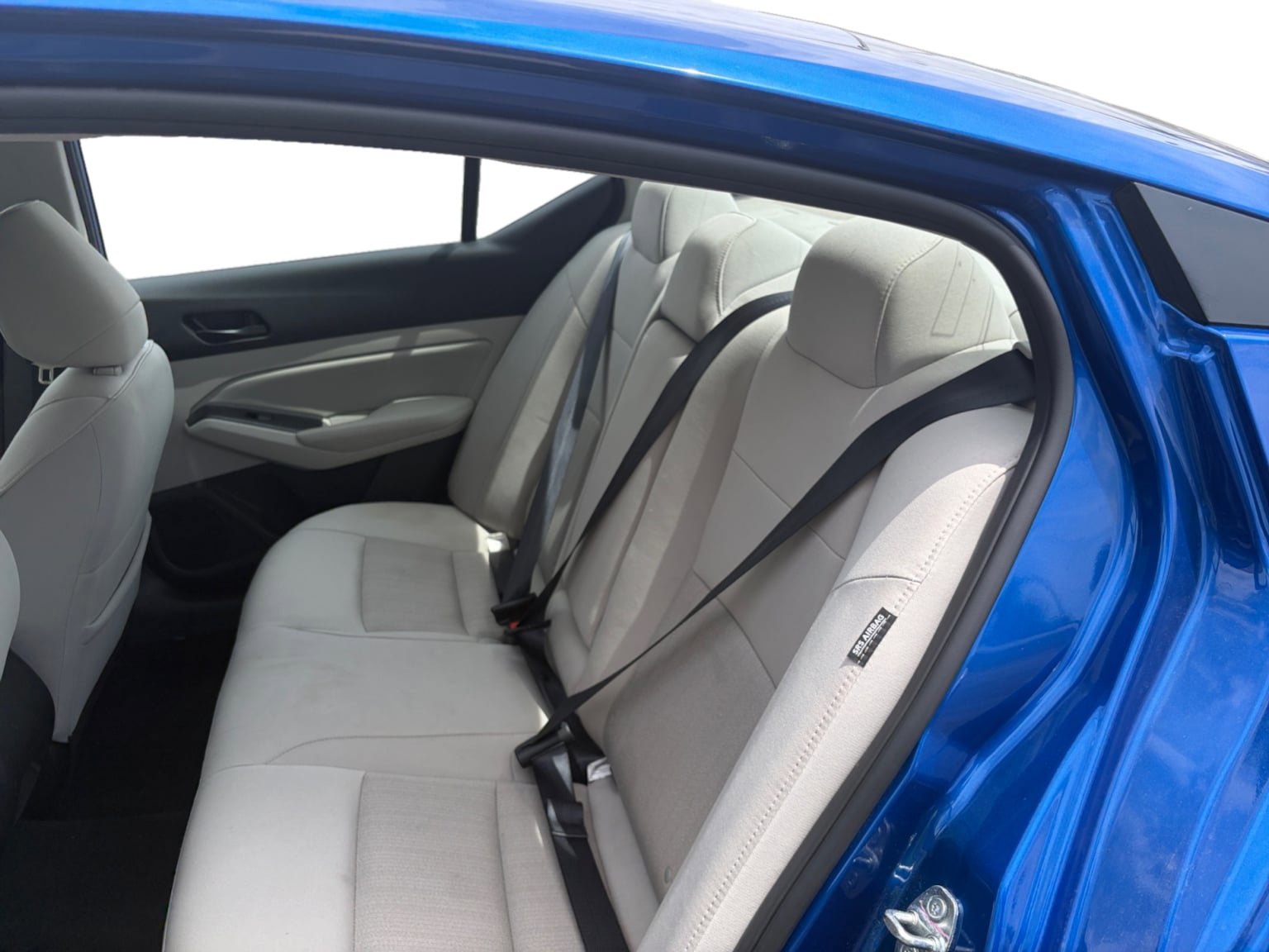 Used 2025 Nissan Altima 2.5 SV FWD image 16