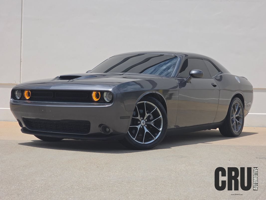 Used 2022 Dodge Challenger GT RWD image 1